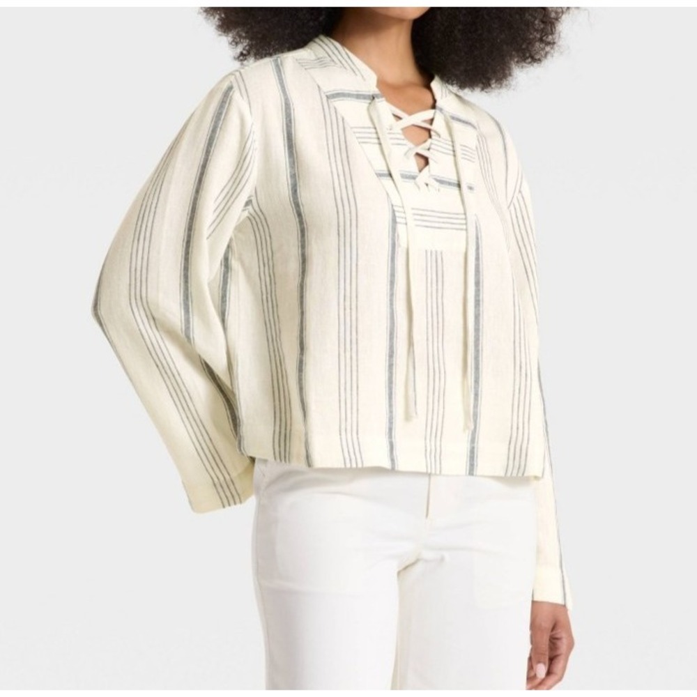 $25 New Universal Thread Bell sleeve Popover Blouse - Gray Stripe - L